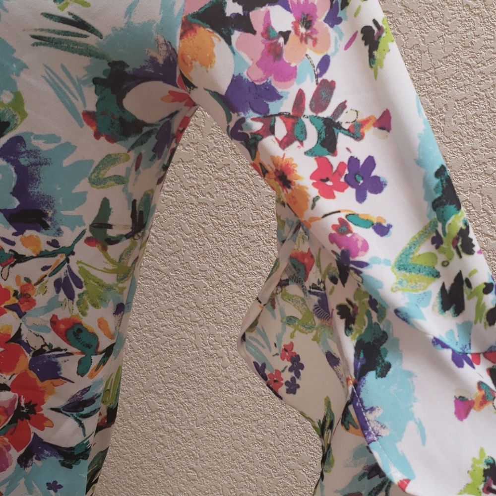 Chenault Floral Print Blouse - Picture 2 of 8